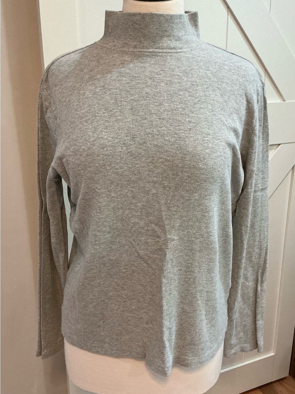 Laura Scott Light Gray Mock Neck Long Sleeve Top DP